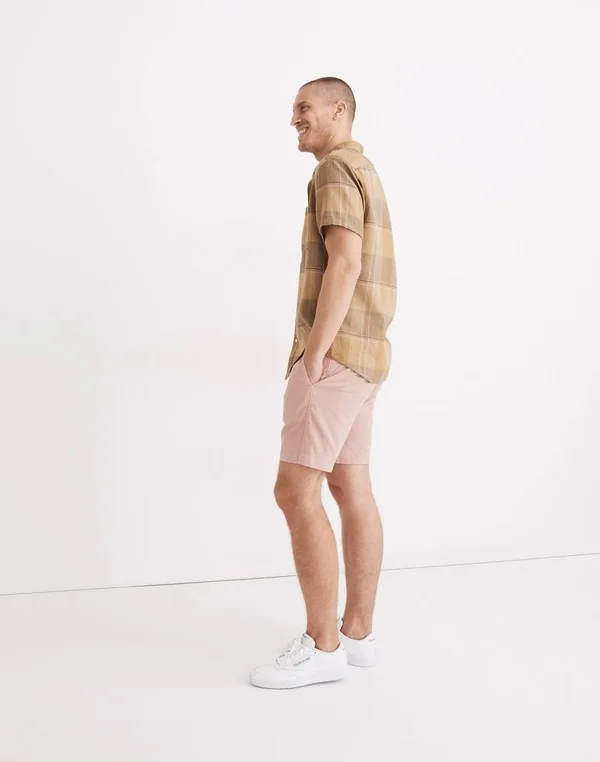 Madewell Men's 7x22 Chino Shorts in Dusty Blush - Size 29