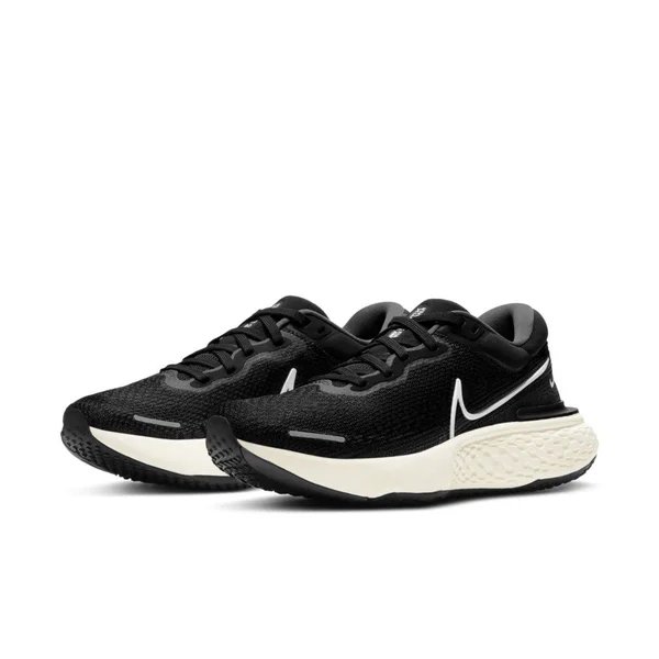 Nike Men's ZoomX Invincible Run Flyknit Running Shoes, Black