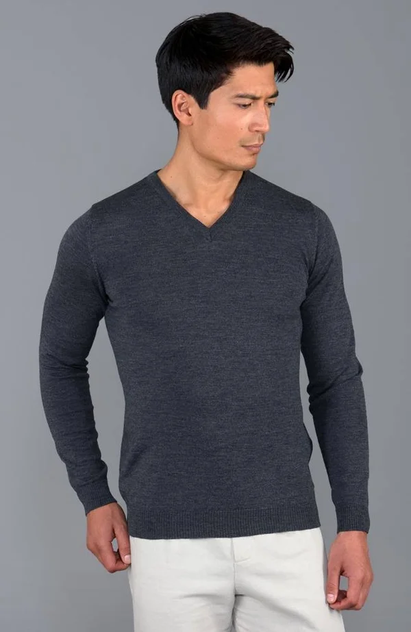 Mens Extra Fine Merino Wool V-Neck Jumper - Charcoal, XL