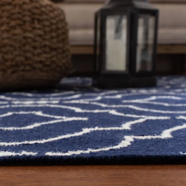 Safavieh Dhurries DHU637B 3&x5& Rug