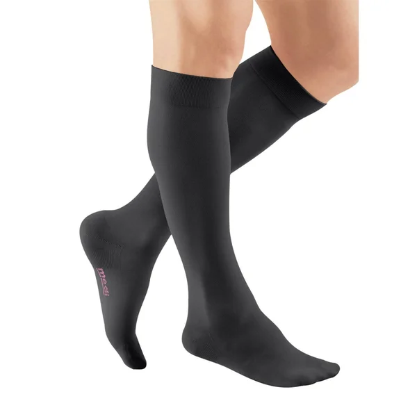 Mediven Plus, 20-30 mmHg, Calf High, Closed Toe Beige, II
