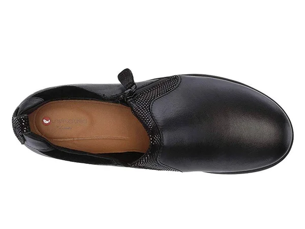 Clarks Un Adorn Zip 9.5 Women's Black