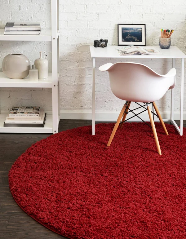 Unique Loom Everyday Shag Plush Area Rug 5' x 5' Round in Cherry Red