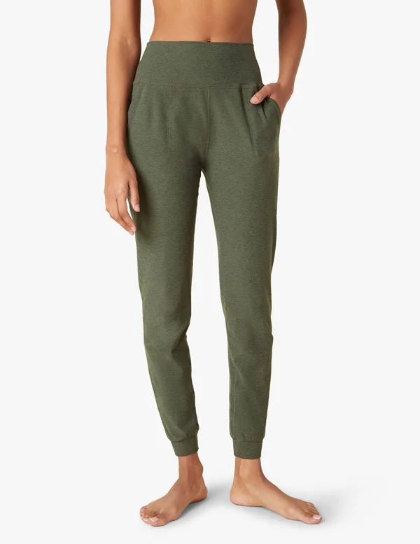 Spacedye Midi Jogger, Beyond Yoga Eden Green Heather, Xs
