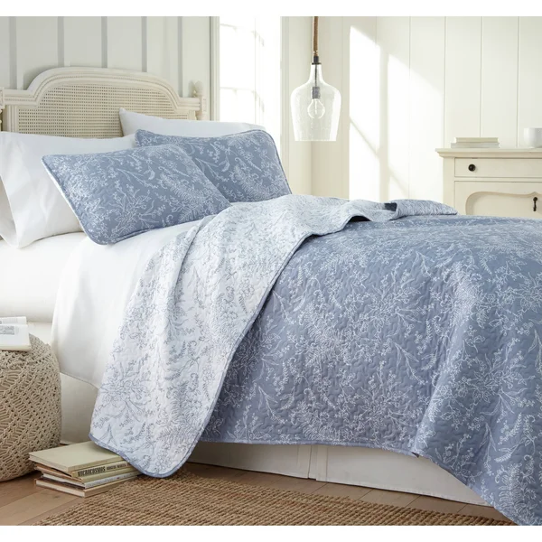 Lightweight Reversible Winter Brush Floral Patterned Quilt Set by Southshore Fine Linens Teal Full - Queen 3 Piece