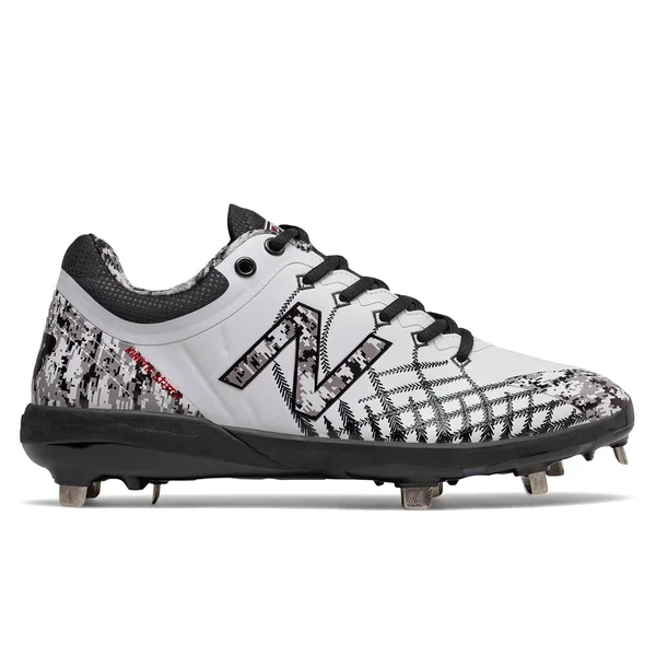 New Balance Men's 4040v5 Low Metal Baseball Cleats in White/Camo (8.5)