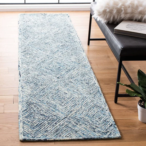 Safavieh Capri Rug Collection CPR207A - Ivory, Blue - 2&-3x22 x 9&