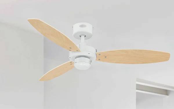 Westinghouse 7826140 Jet LL White Finish Celing Fan with Light Ma