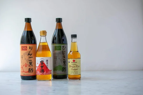 Kurozu Vinegar with Hijiki (900 mL)