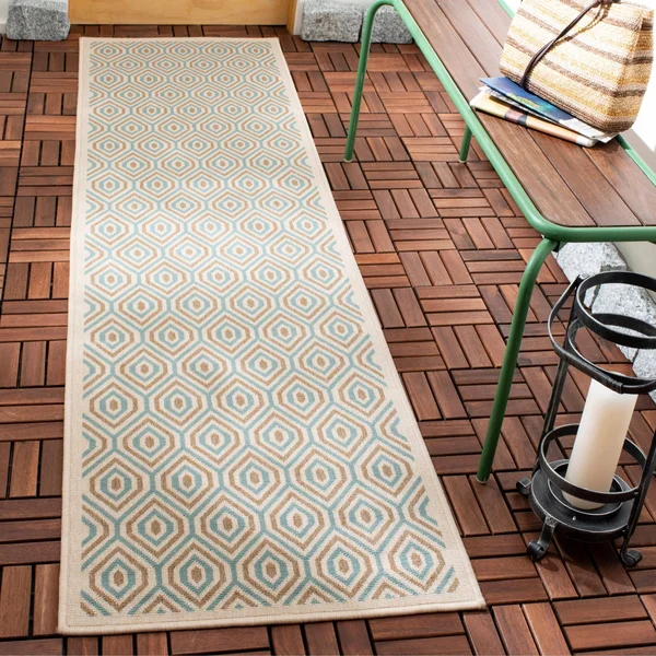 Safavieh Veranda Cream/Aqua 5 ft. 3 in. x 7 ft. 7 in. Indoor/Outdoor Area Rug