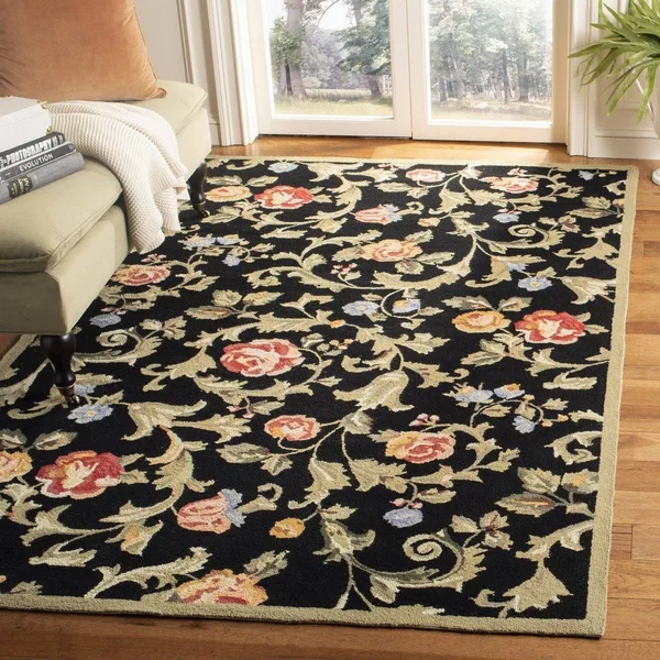 Safavieh Chelsea HK310B 7&9x22 x 9&9x22 Black Area Rug