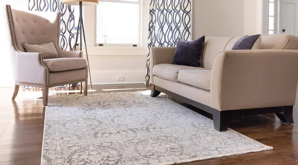 Unique Loom Light Gray Tyche New Classical 3& 3 x 5& 3 Area Rug