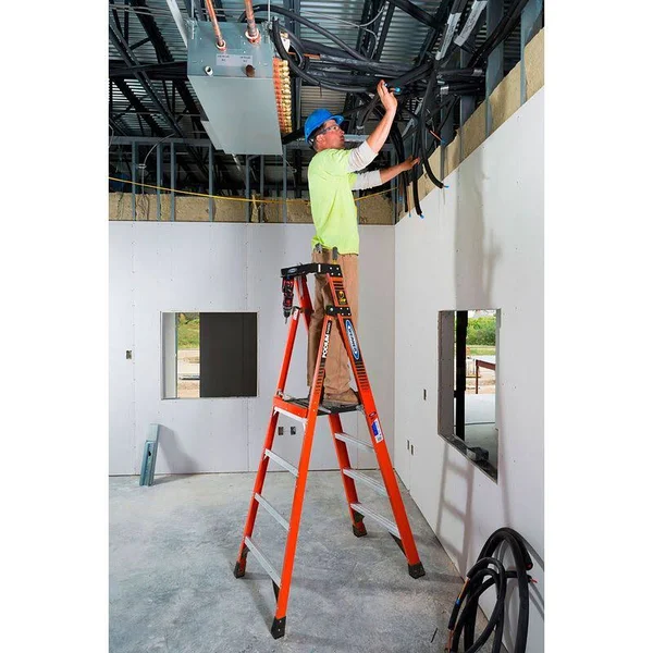Werner 12ft Reach Height Fiberglass Podium Ladder 6ft Type iA PDIA06