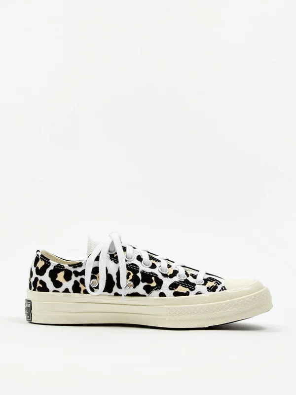 Converse Chuck 70 Logo Play Ox Sneakers White/Black/Desert Ore 5