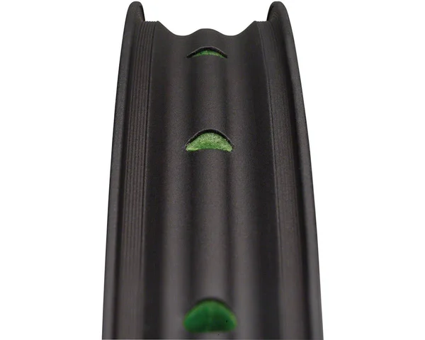 Spank Spike 350 Vibrocore 27.5x22 Rim 32H Black