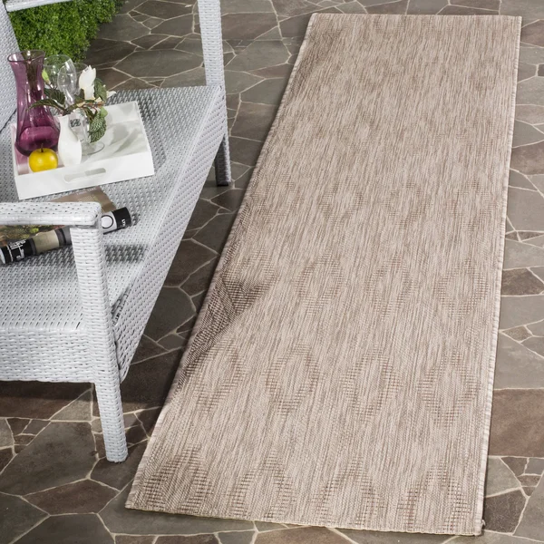 Safavieh Courtyard Red 5&3x22 x 7&7x22 Area Rug - Red