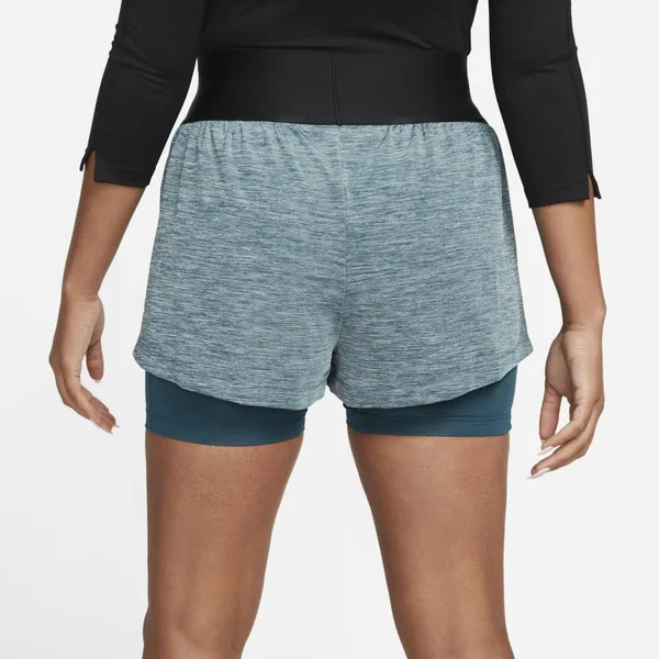 Nike Womens Winter Advantage Short Green XL