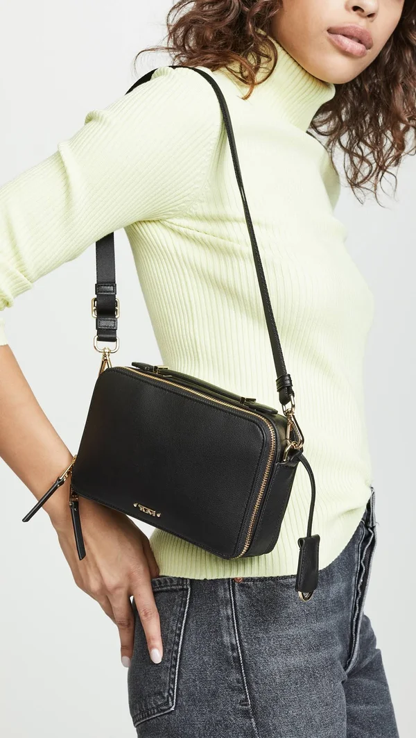 Tumi - Voyageur - Leather Aberdeen Crossbody - Black