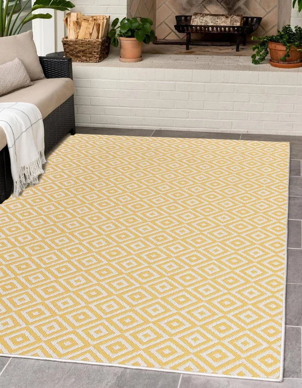 Jill Zarin Outdoor Costa Rica 7& x 10& Area Rug - Yellow