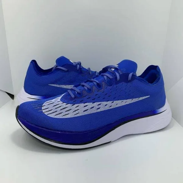 Nike Zoom Vaporfly 4% Hyper Royal Size 10