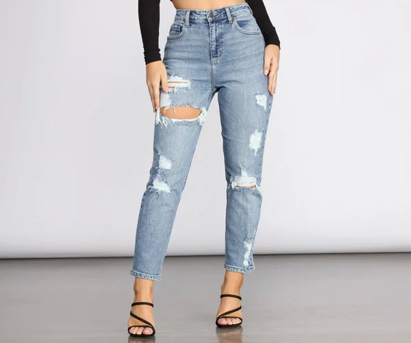 Chic Destruction High Rise Boyfriend Jeans in Medium Denim, Size: 0, Windsor