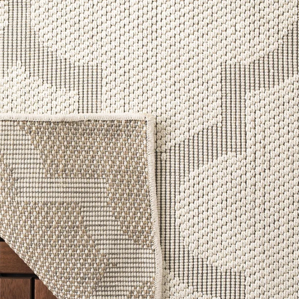Safavieh Bermuda BMU804A 6&7x22 x 6&7x22 Round Ivory, Light Grey Area Rug
