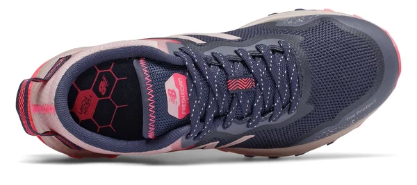 New Balance Fresh Foam Arishi Trail 8.5 Women's Pink