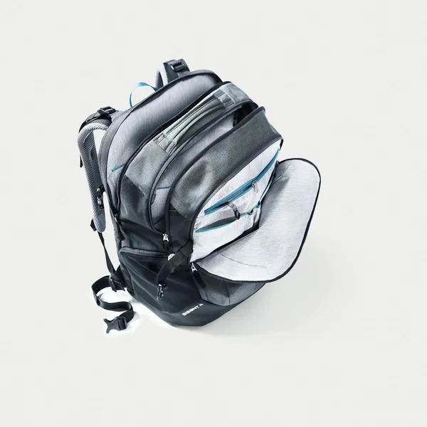 Deuter Gigant Backpack (Graphite/Black)