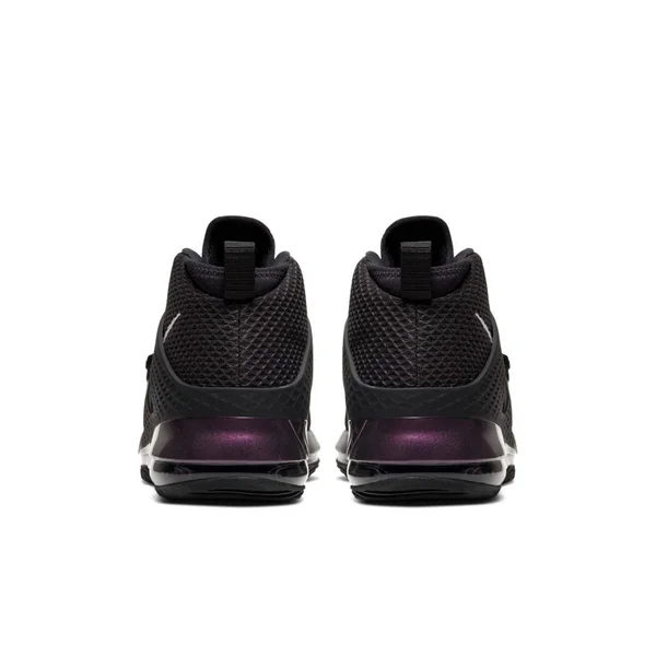 Nike Air Force Max II Basketball Shoe