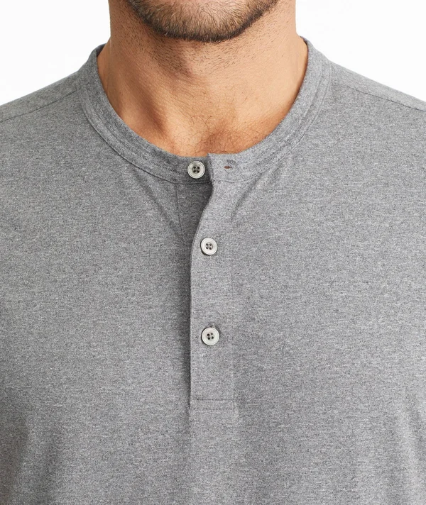 UNTUCKit Short-Sleeve Performance Henley Men's Grey Shirt