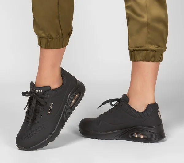 Skechers Women's Uno Stand on Air Sneaker Black 9