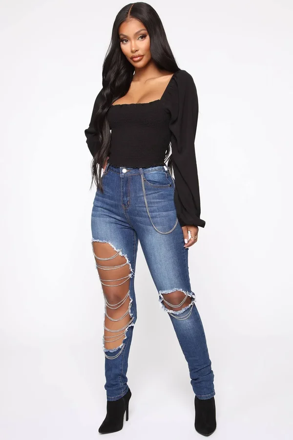 Womens Chain The Channel Skinny Jeans in Dark Wash Size 0 by Fashion Nova