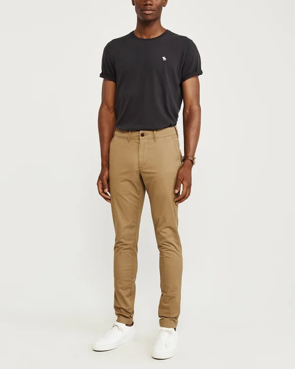 Abercrombie & Fitch Men's Super Skinny Chinos in Dark Khaki - Size 31 x 32