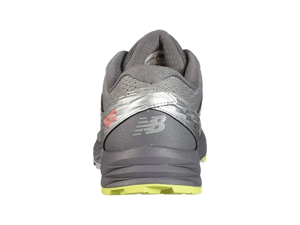 New Balance Summit Q.O.M. Shoe - Women's Trail Running