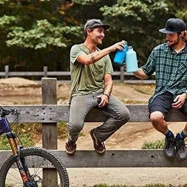 Hydro Flask Wide Mouth 64 oz. Bottle - Alpine