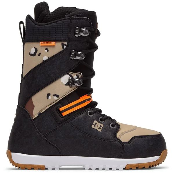 DC Mutiny Snowboard Boots