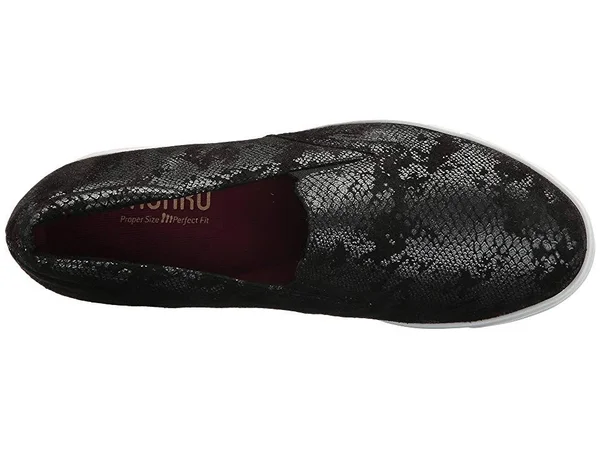 Munro Women's Lulu Black Snake Print 7 M