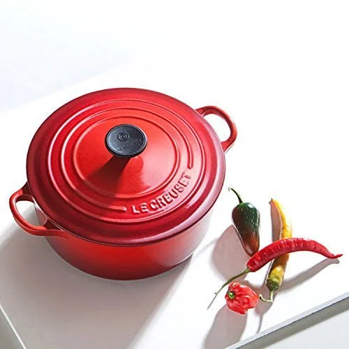 Le Creuset Enameled Cast-Iron 2-Quart Round French Oven, Red