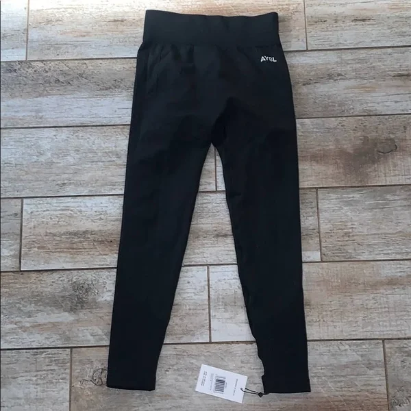 Aybl Pants & Jumpsuits, Aybl Motion Seamless Leggings, Bnwt Small, Color: Black, Size: S, Mtaylor29480&s Closet
