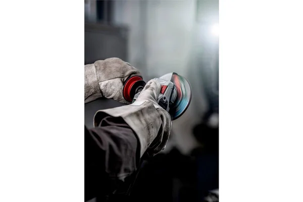 Metabo 4.5x22 Angle Grinder - 10 - 500 RPM - 8.5 Amp w/Lock-on