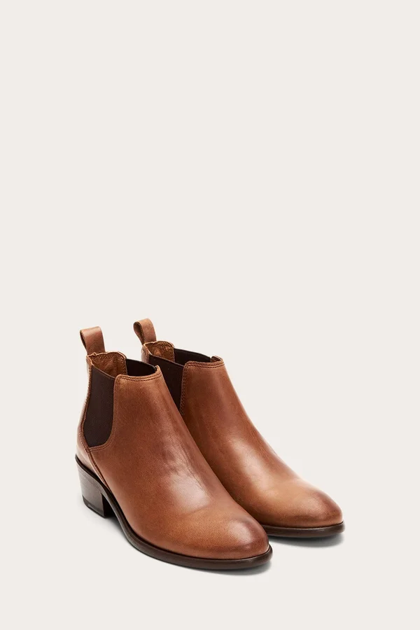 Frye Carson Chelsea in Cognac - Women's Size 5.5