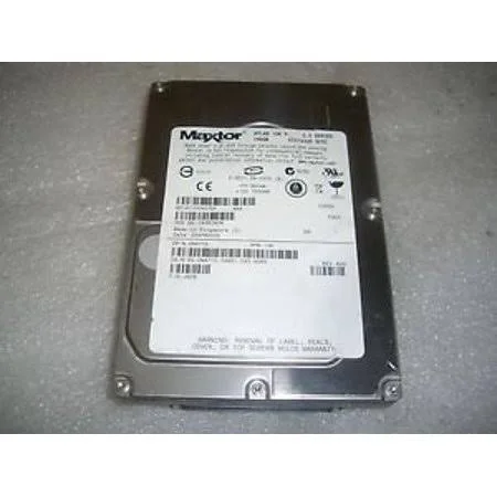 Maxtor 8J300L0 300GB 10, 000RPM U320 SCSI Wide 68pin, White