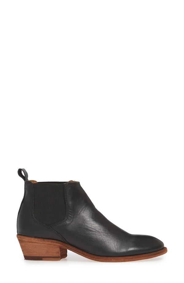 Frye Carson Chelsea in Cognac - Women's Size 5.5