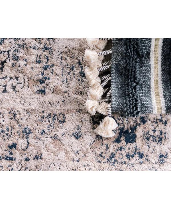 Unique Loom Leila Blackthorn Area Rug - 5& x 8& - Tan/Navy