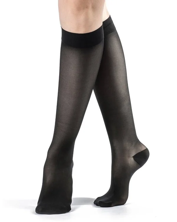 Sigvaris Sheer Women's 20-30 mmHg Knee High - SS, Warm Sand