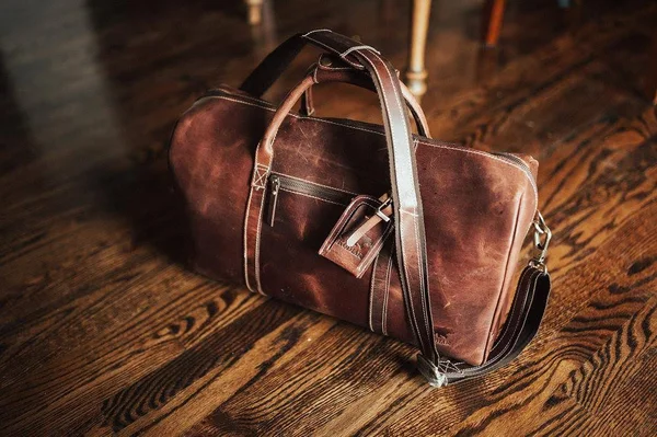 30L Weekender Duffel Dark Walnut, Kodiak Leather Co.