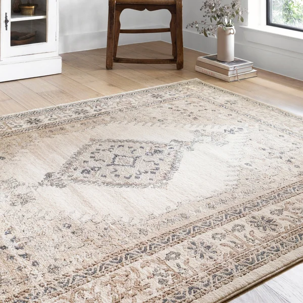 Alexander Home Josefina Diamond Medallion Traditional Rug - 2&8x22 x 10&6x22 - Oatmeal, Ivory