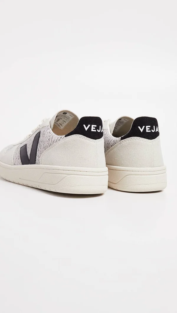 Veja Women's V-10 Sneakers