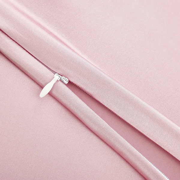Mommesilk Silk Pillowcases Set of 2 100% Natural Silk Fabric Soft Oeko-Tex Certified Luxurious Silk US Rosy Pink King(20x22x36x2