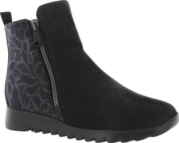Munro Women's Ashcroft - Black Nubuck Size: 13 M
